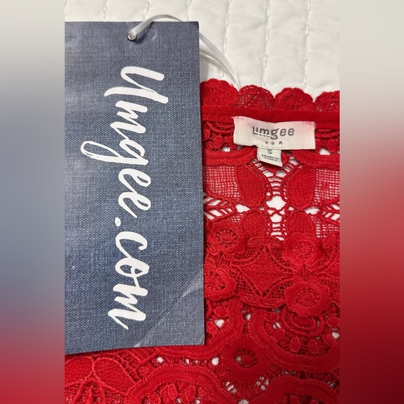 NWT Umgee Summer Vibrant Red Lace Blouse in Size S - Picture 11 of 12